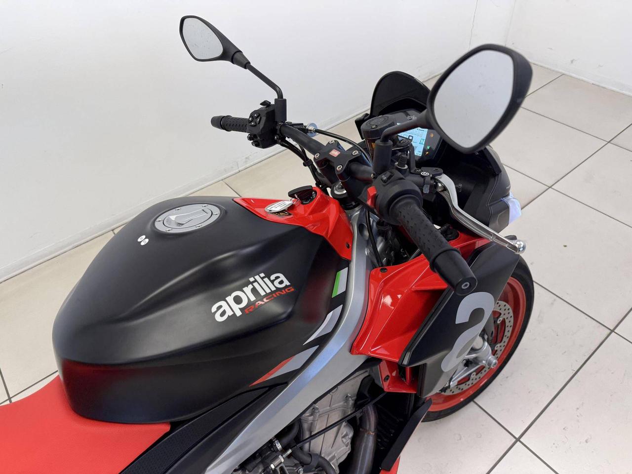 APRILIA Tuono 660