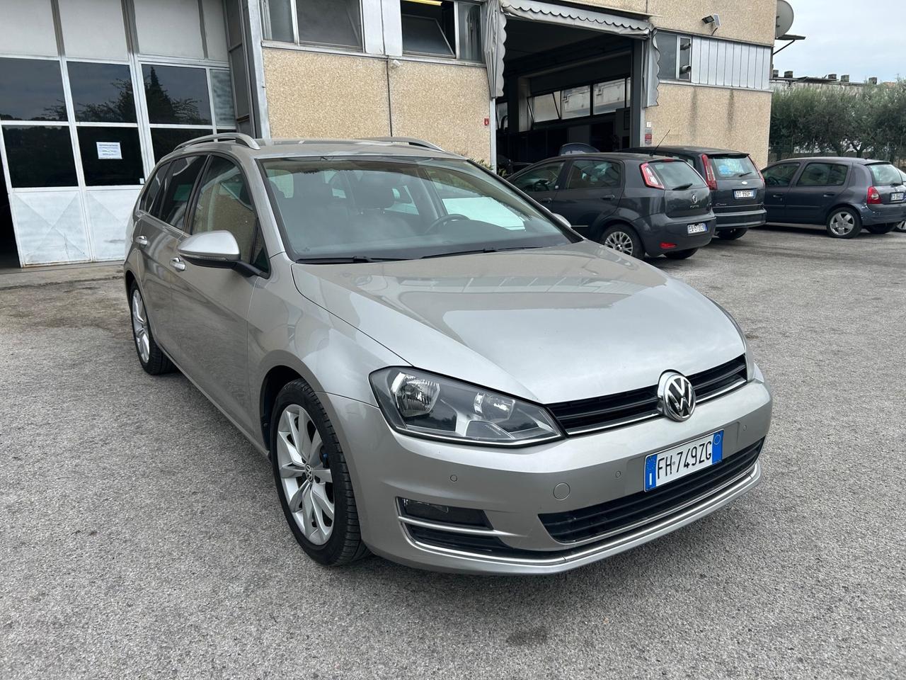 Volkswagen Golf Variant 1.6 TDI 110 CV DSG