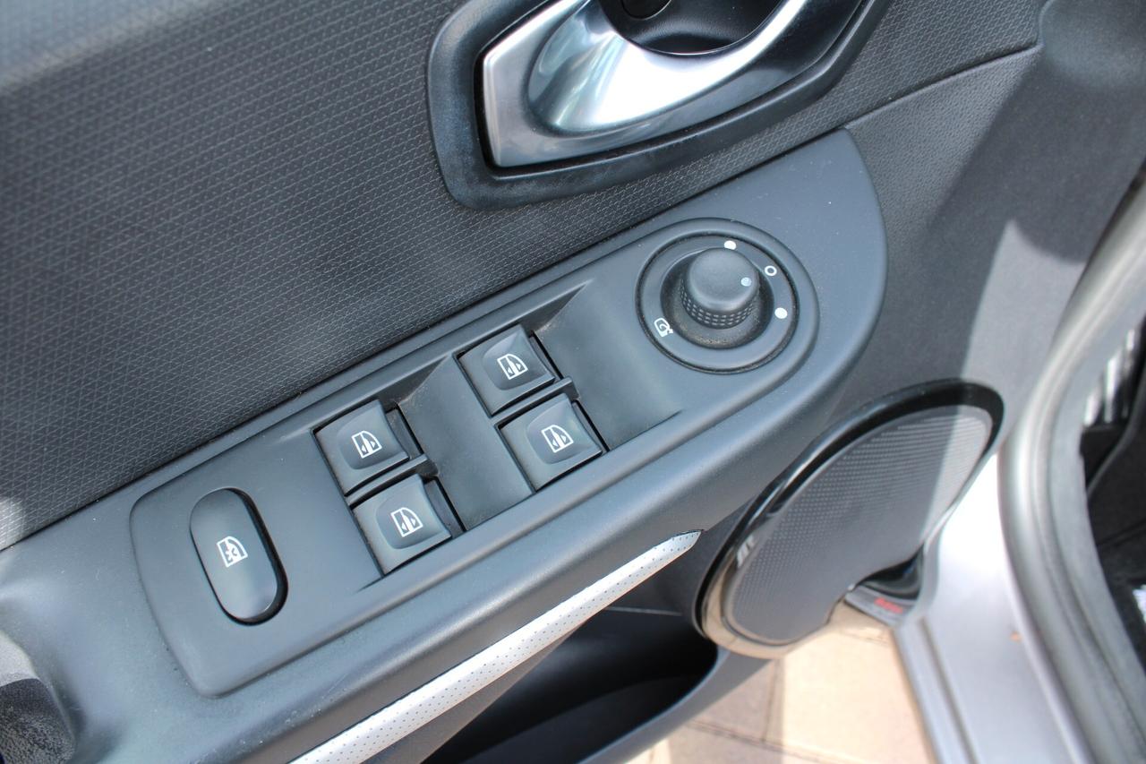 Renault Clio dCi 8V 90CV Start&Stop 5 porte Energy Intens