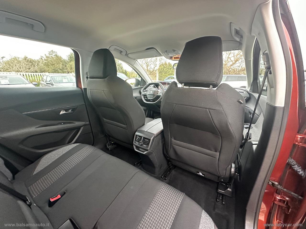 PEUGEOT 3008 BlueHDi 130 S&S EAT8 Allure