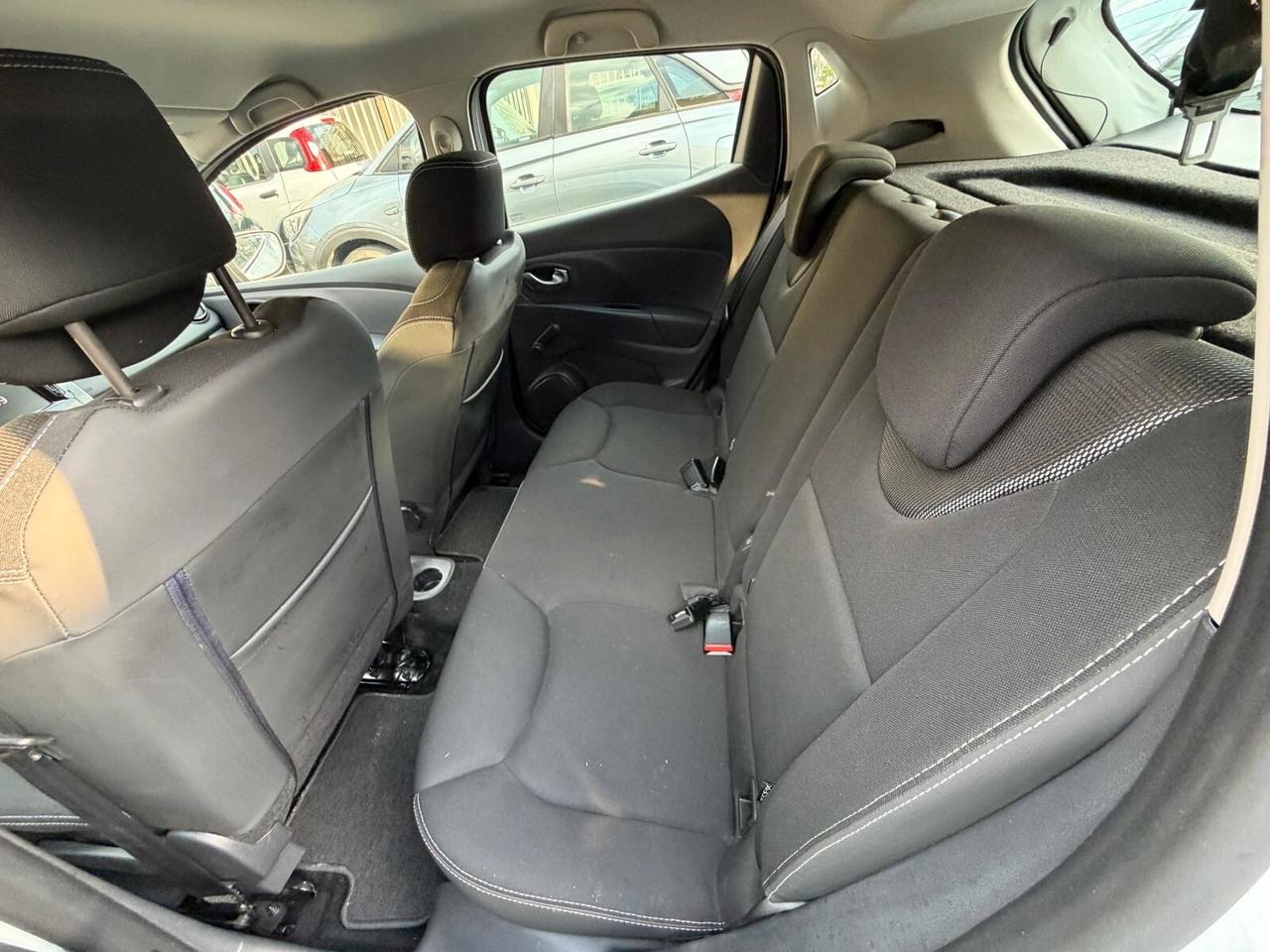 Renault Clio TCe 12V 90 CV GPL 5 porte Moschino Intens