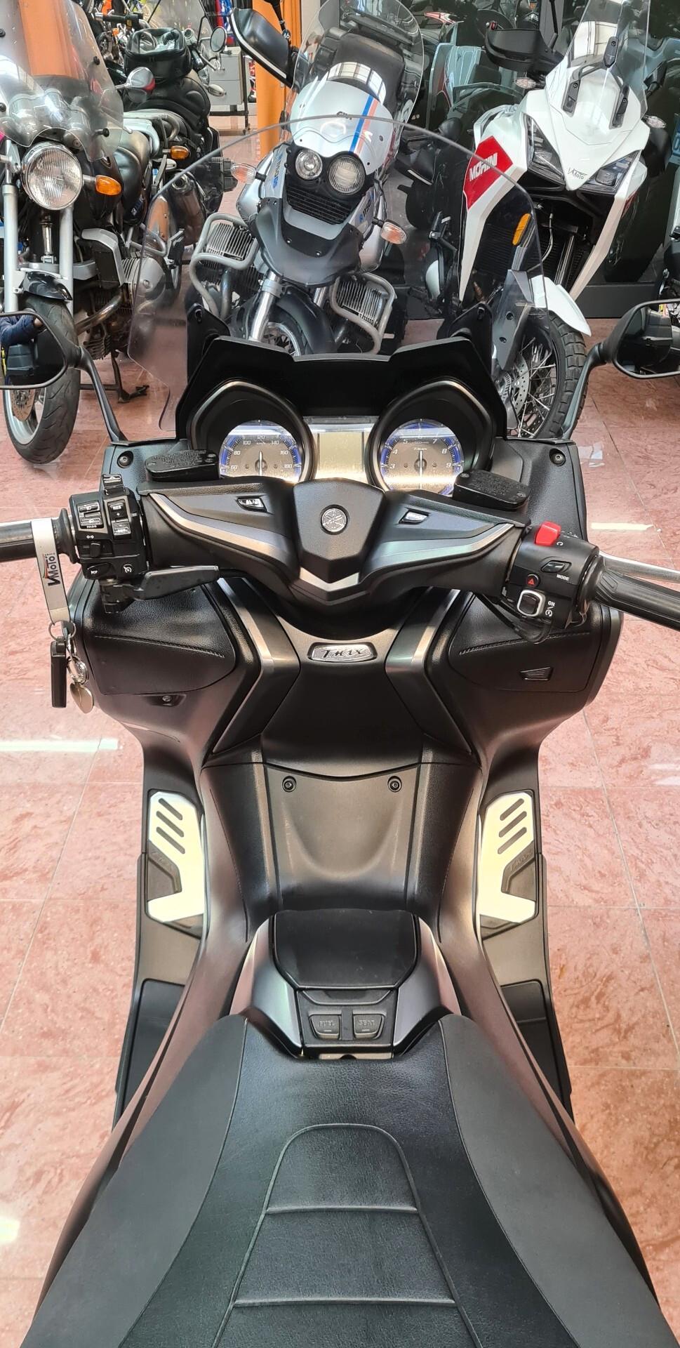 Yamaha T Max 560 Tech (2022 - 24)