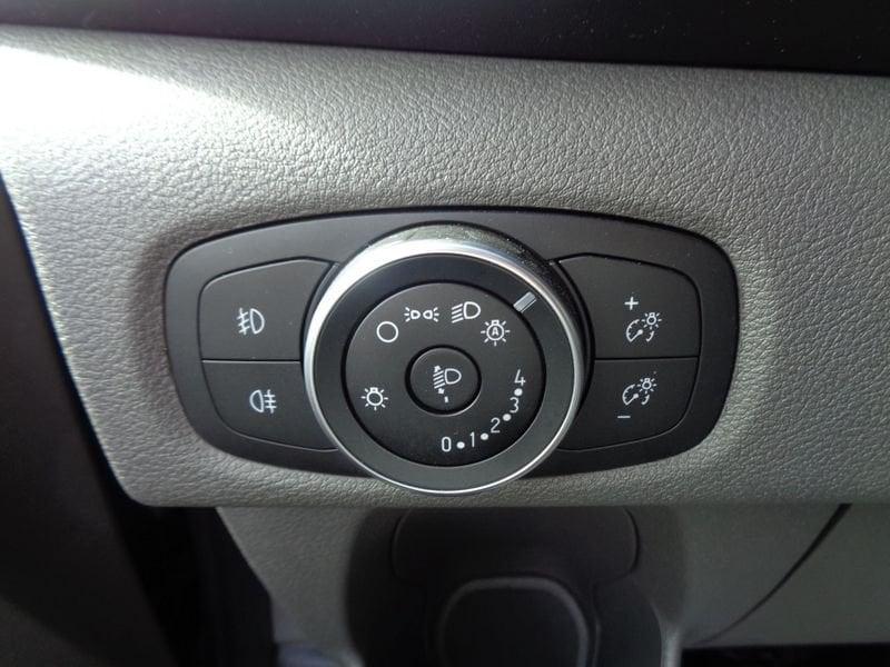 Ford Tourneo Custom 320 2.0 TDCi 185CV PL Titanium