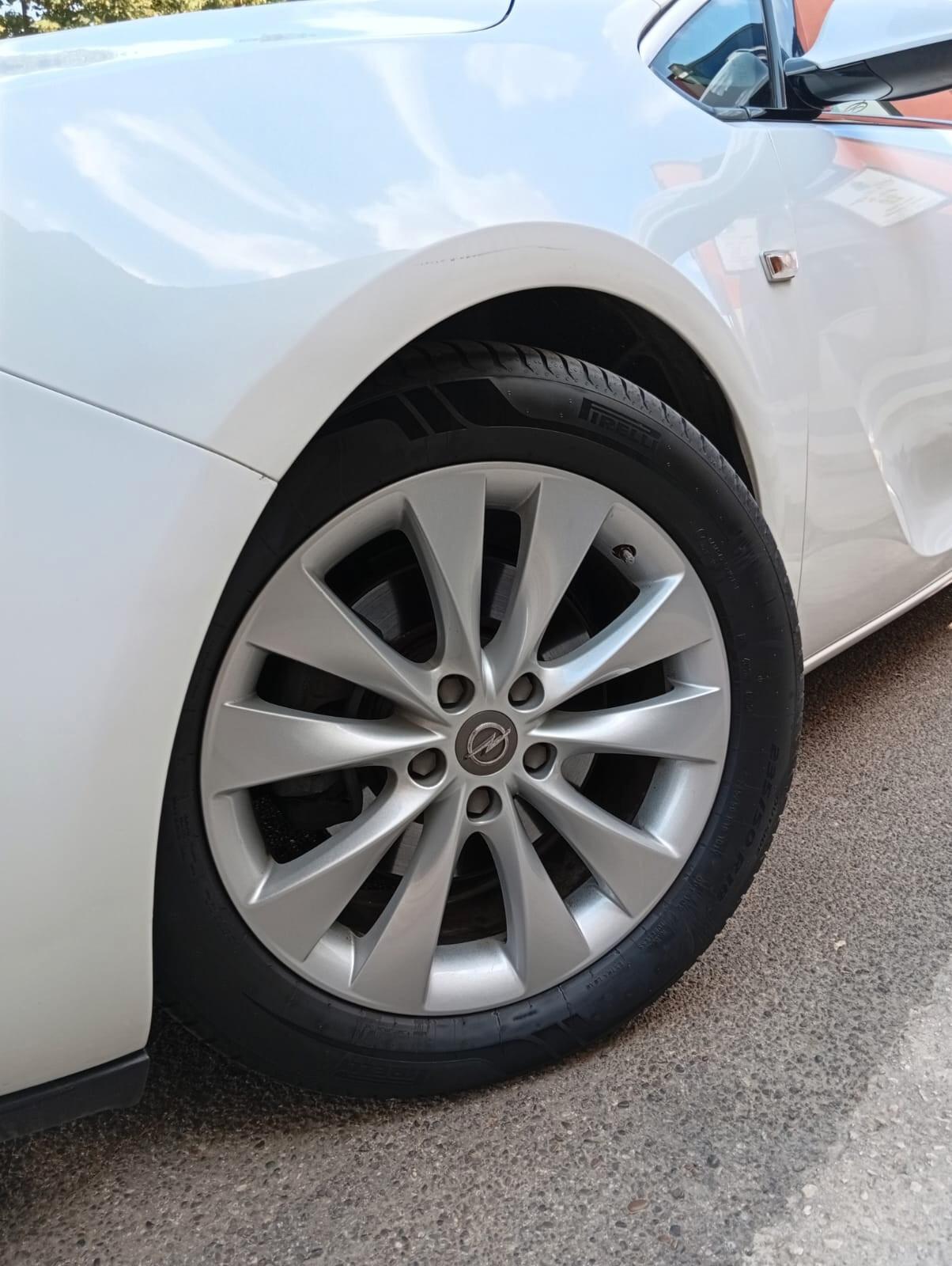 Opel Astra GTC 1.6 CDTI 110CV S&S 3 porte Cosmo