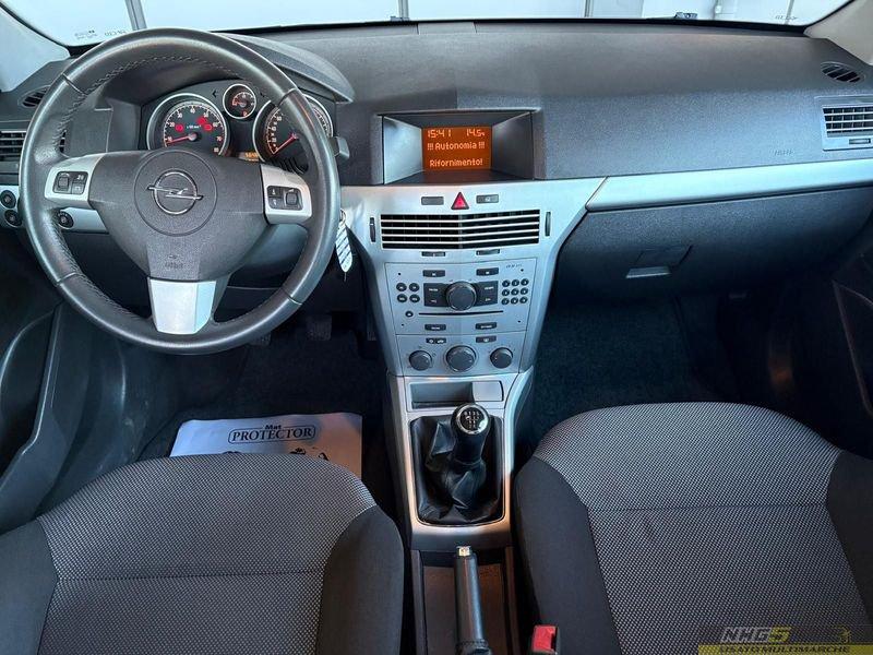 Opel Astra Astra 1.4 16V GPL-TECH 5 porte Enjoy