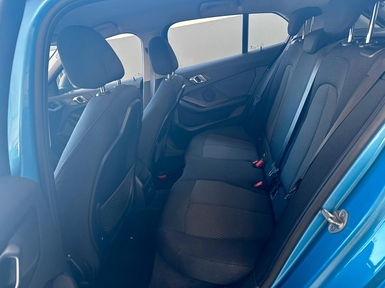 Bmw 116 116d 5p. Business Advantage - Permute