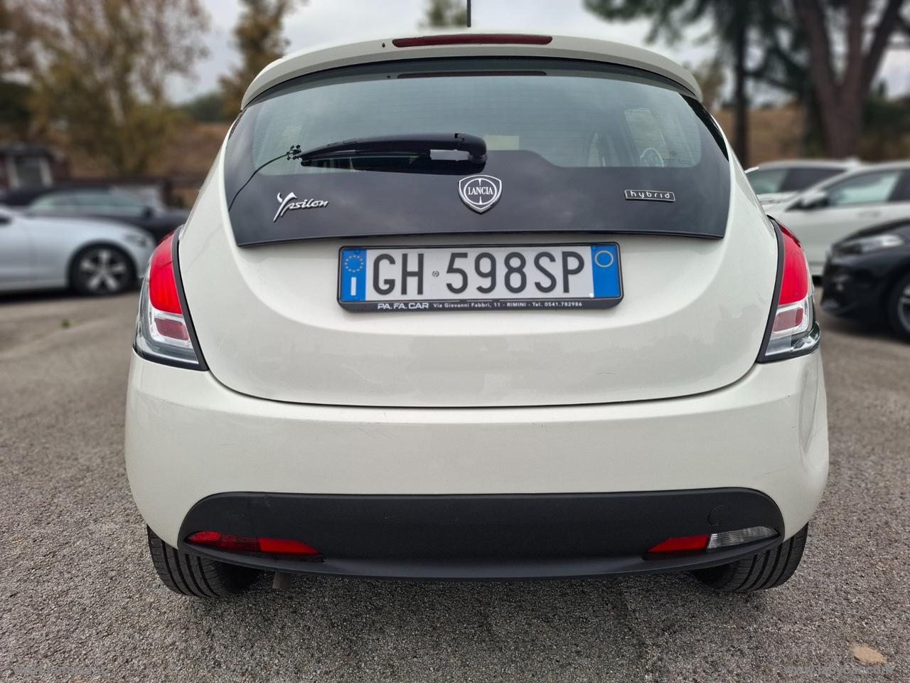 LANCIA Ypsilon 1.0 FireFly 5p.S&S Hybrid Silver