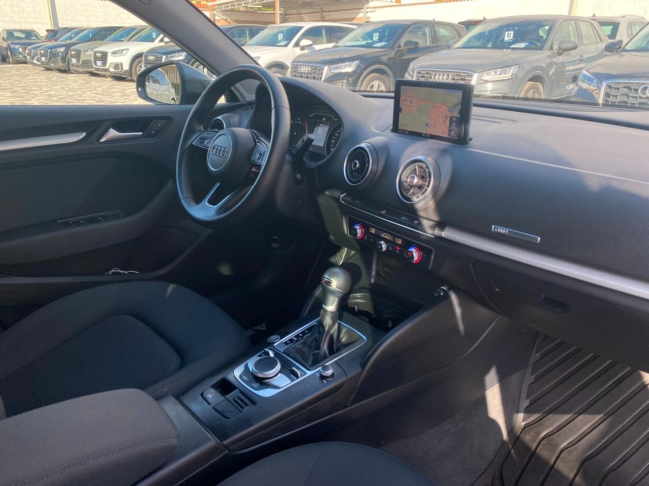 Audi A3 SPB Business 2.0 TDI 150CV s-tronic 35