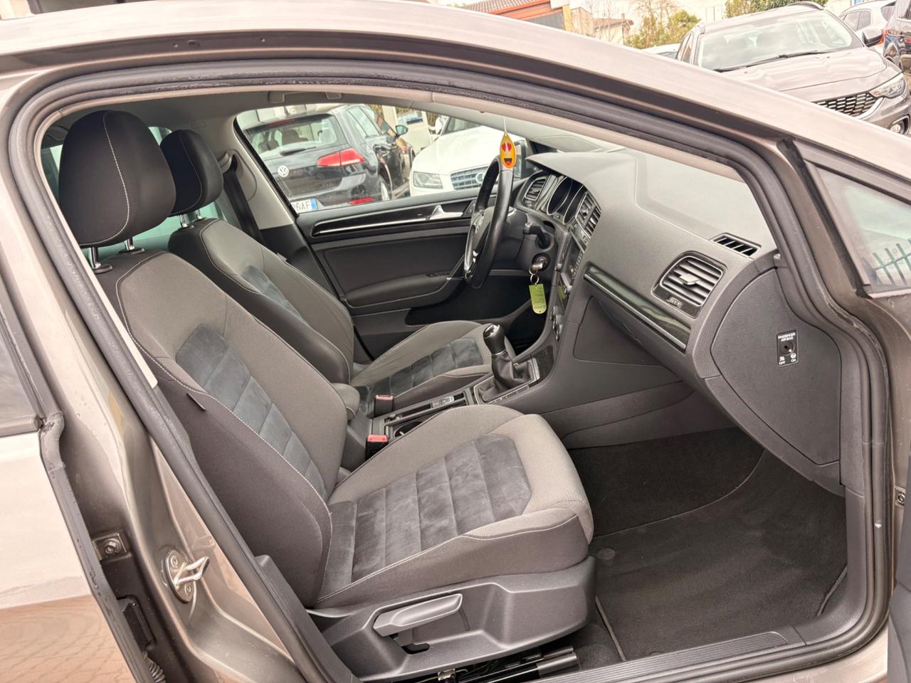 Volkswagen Golf 1.6 TDI 110 CV 5p. Executive BlueMotion Technology