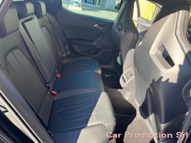 CUPRA Leon 2.0 TSI 300 CV DSG VZ Carbon