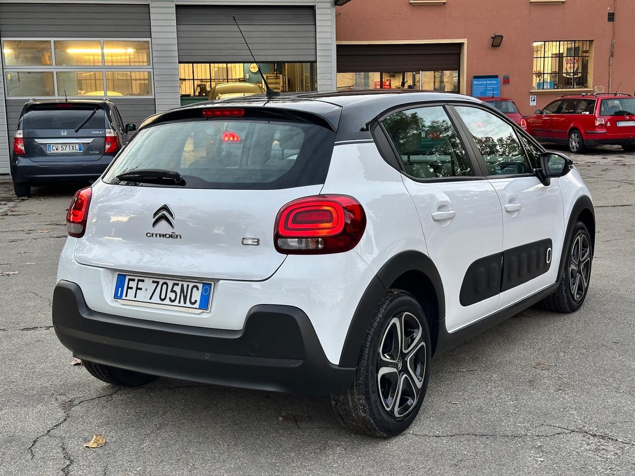 Citroen C3 PureTech 82 Shine solo 130mila km