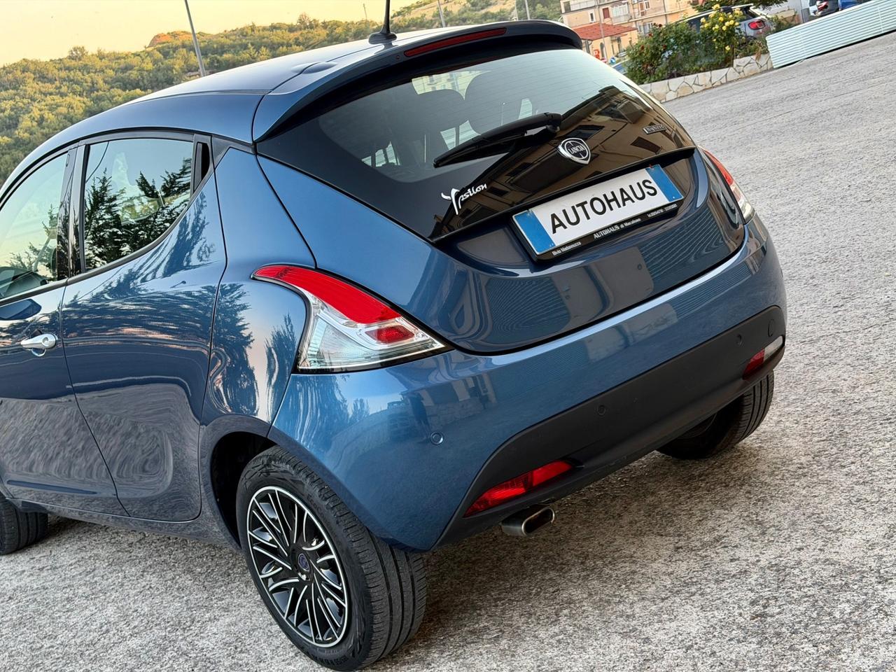 Lancia Ypsilon 1.0 FireFly 70cv Hybrid 2023 - 31.000KM