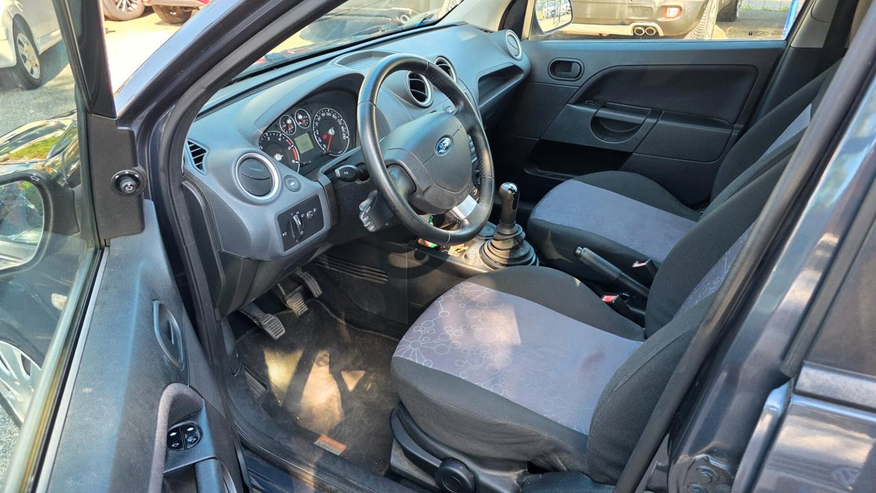 Ford Fiesta 1.4 TDCi 5p. Titanium
