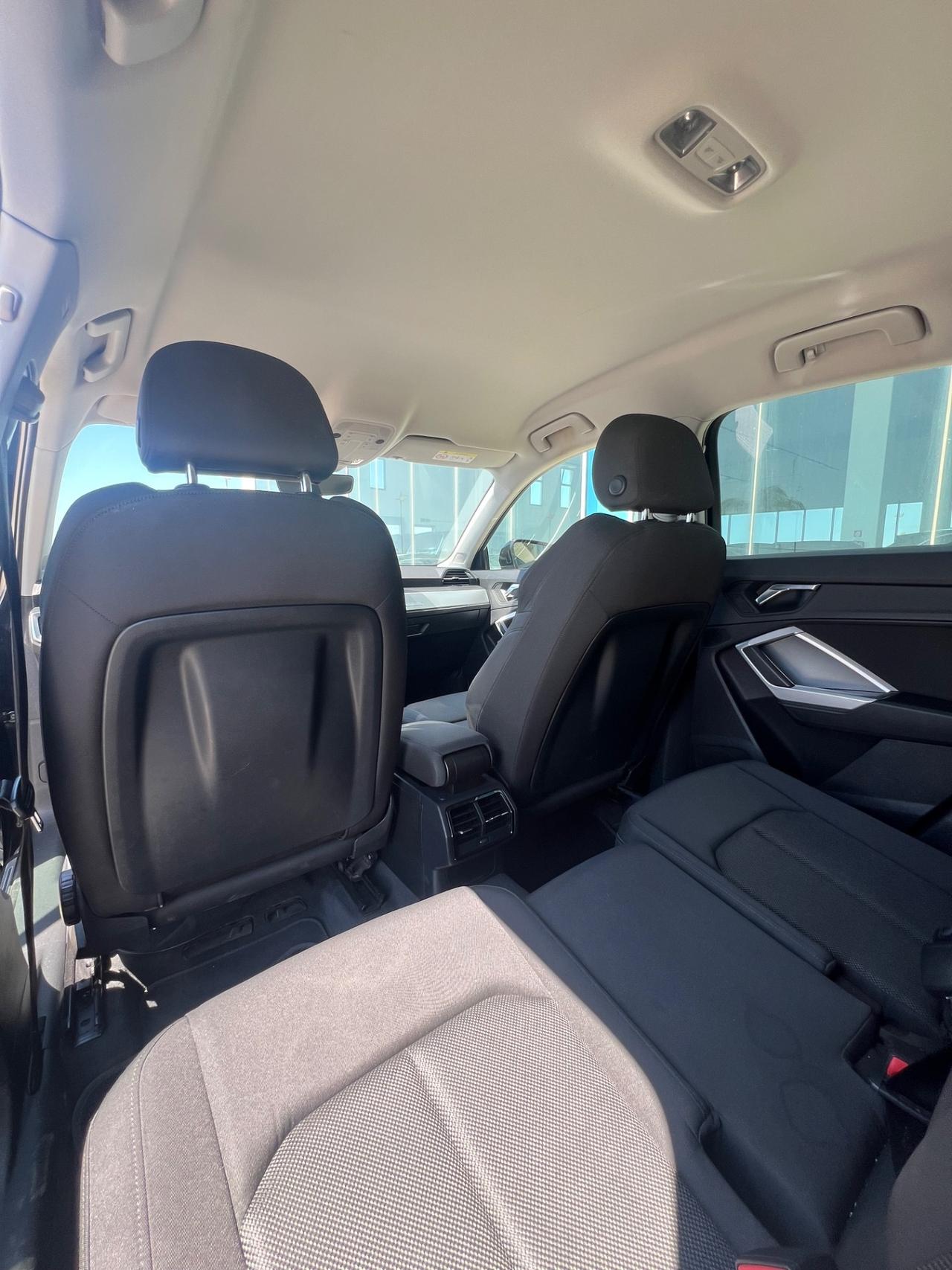 Audi Q3 35 TDI quattro S line edition