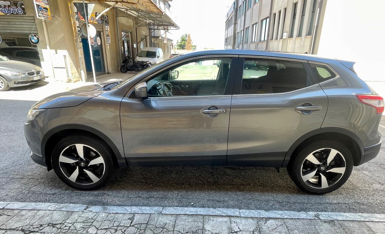 Nissan Qashqai 1.5 dCi Tekna ( pari al nuovo