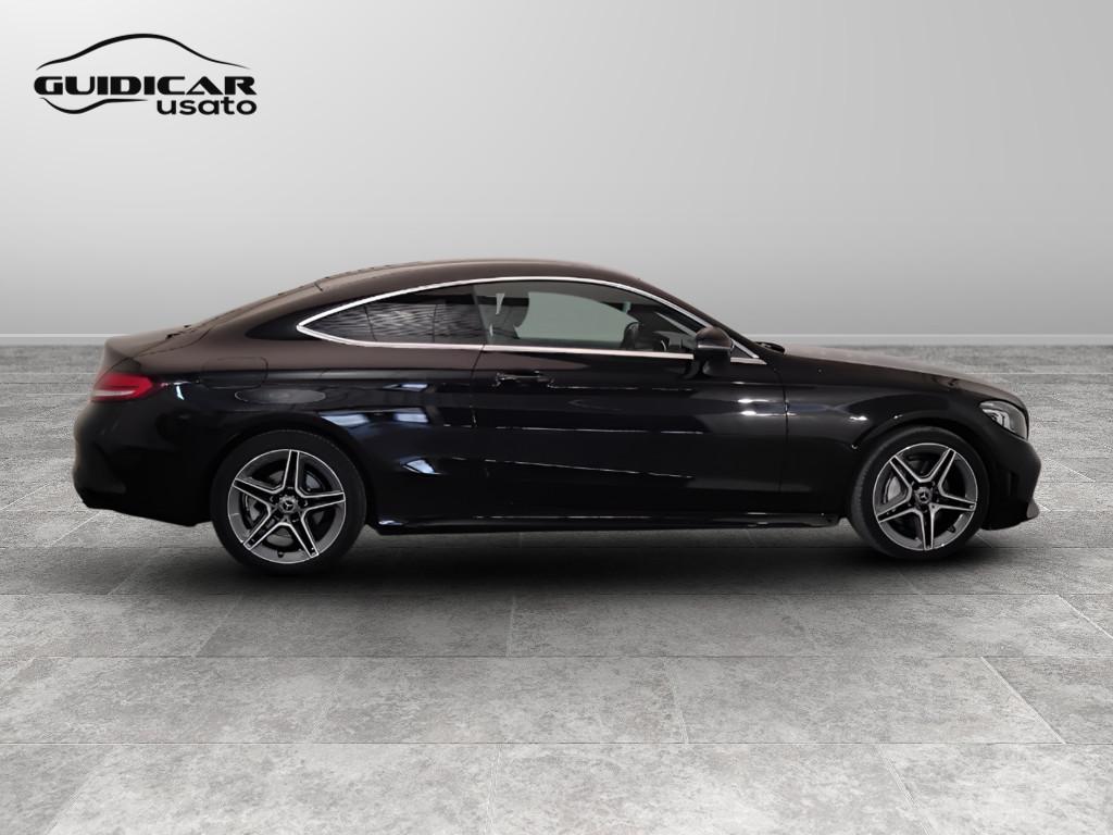 Mercedes-Benz Classe C-C205 2018 Coupe - C Coupe 220 d Premium auto