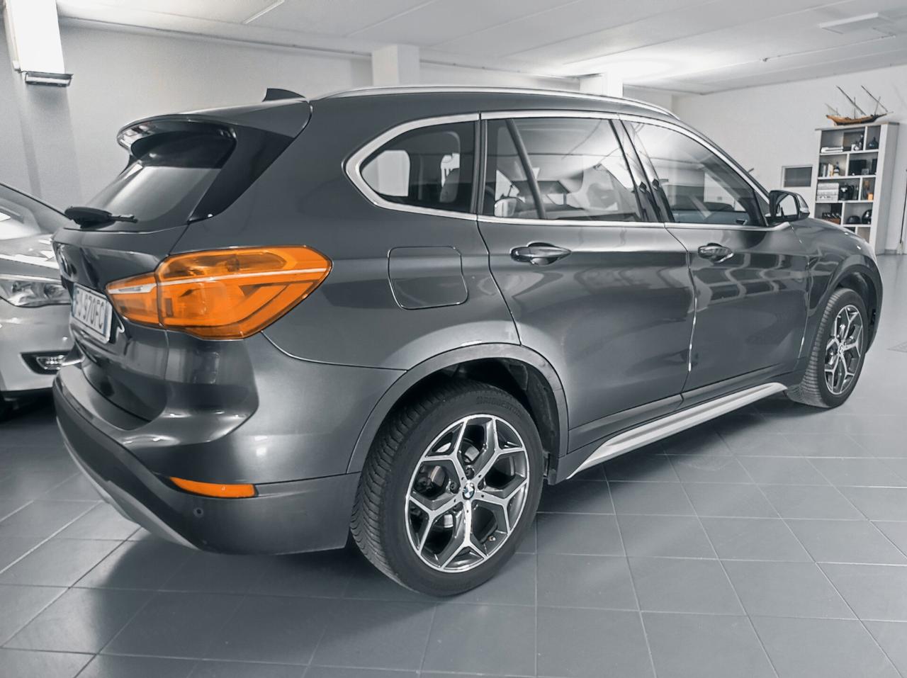 Bmw X1 sDrive18d xLine