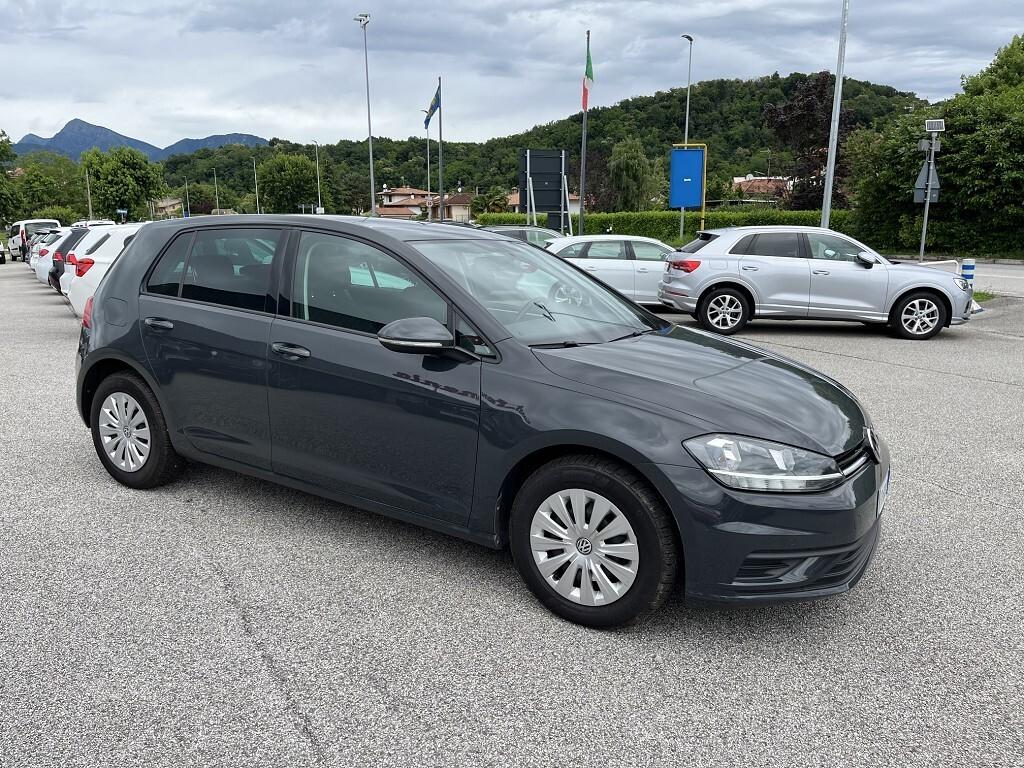 VW GOLF 7 1600 TDI 90 CV 5P NEOPATENTATI