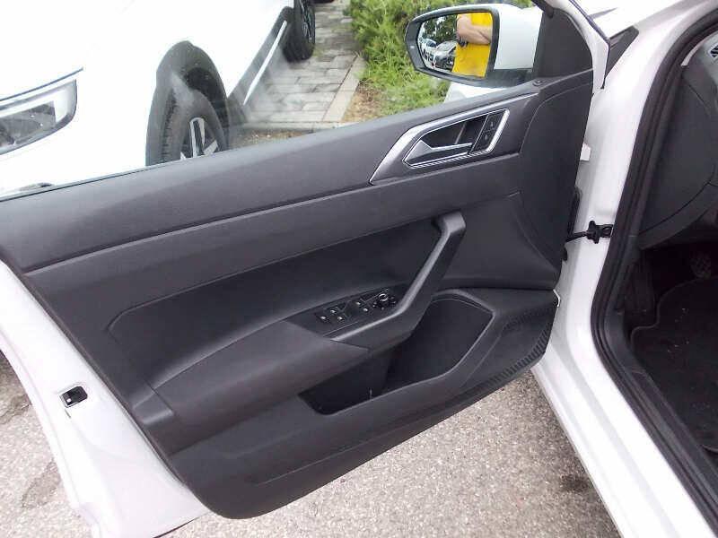 Volkswagen Polo 1.0 tsi Highline 110cv