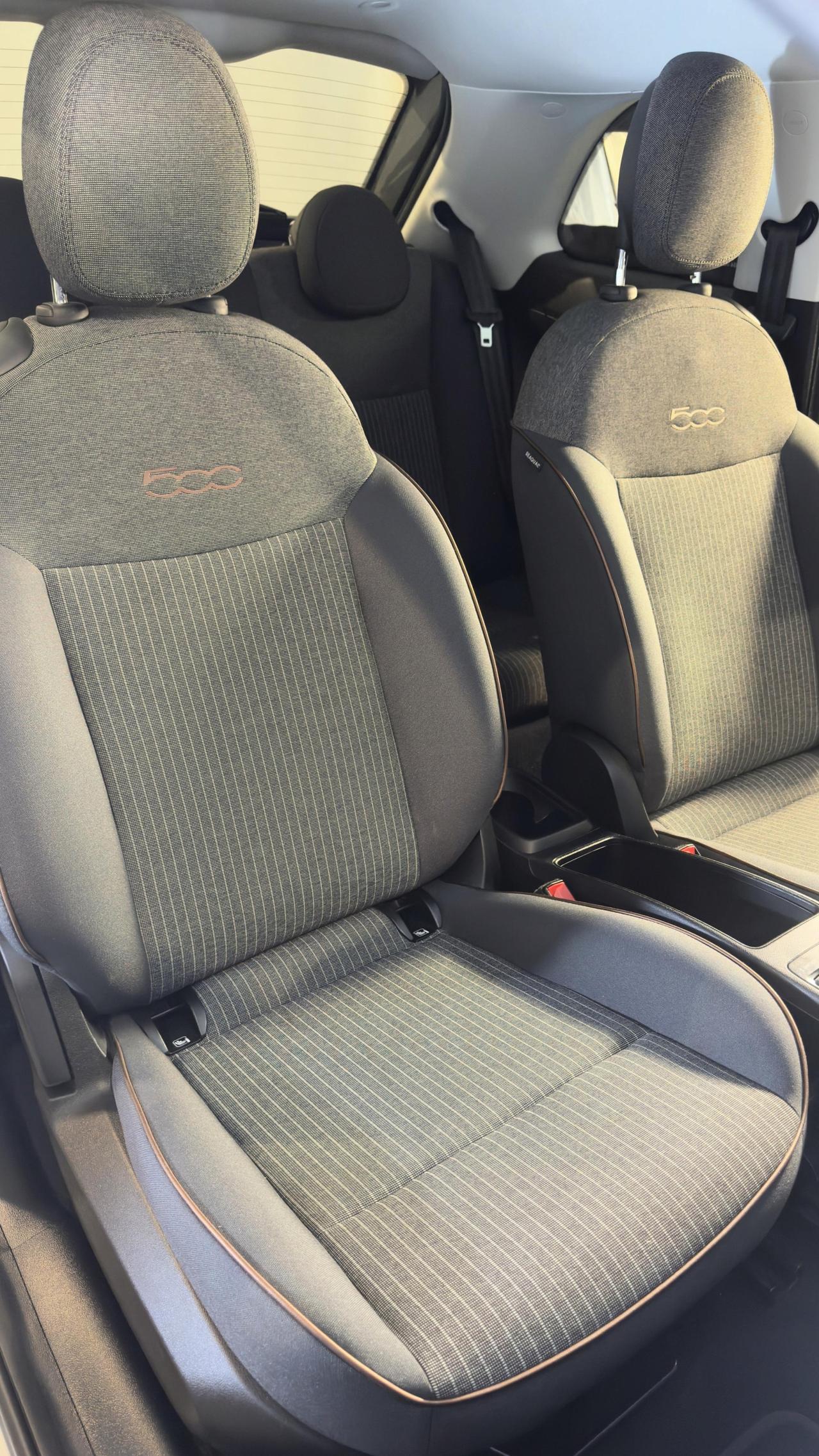 Fiat 500e 3+1 42 kWh Icon +