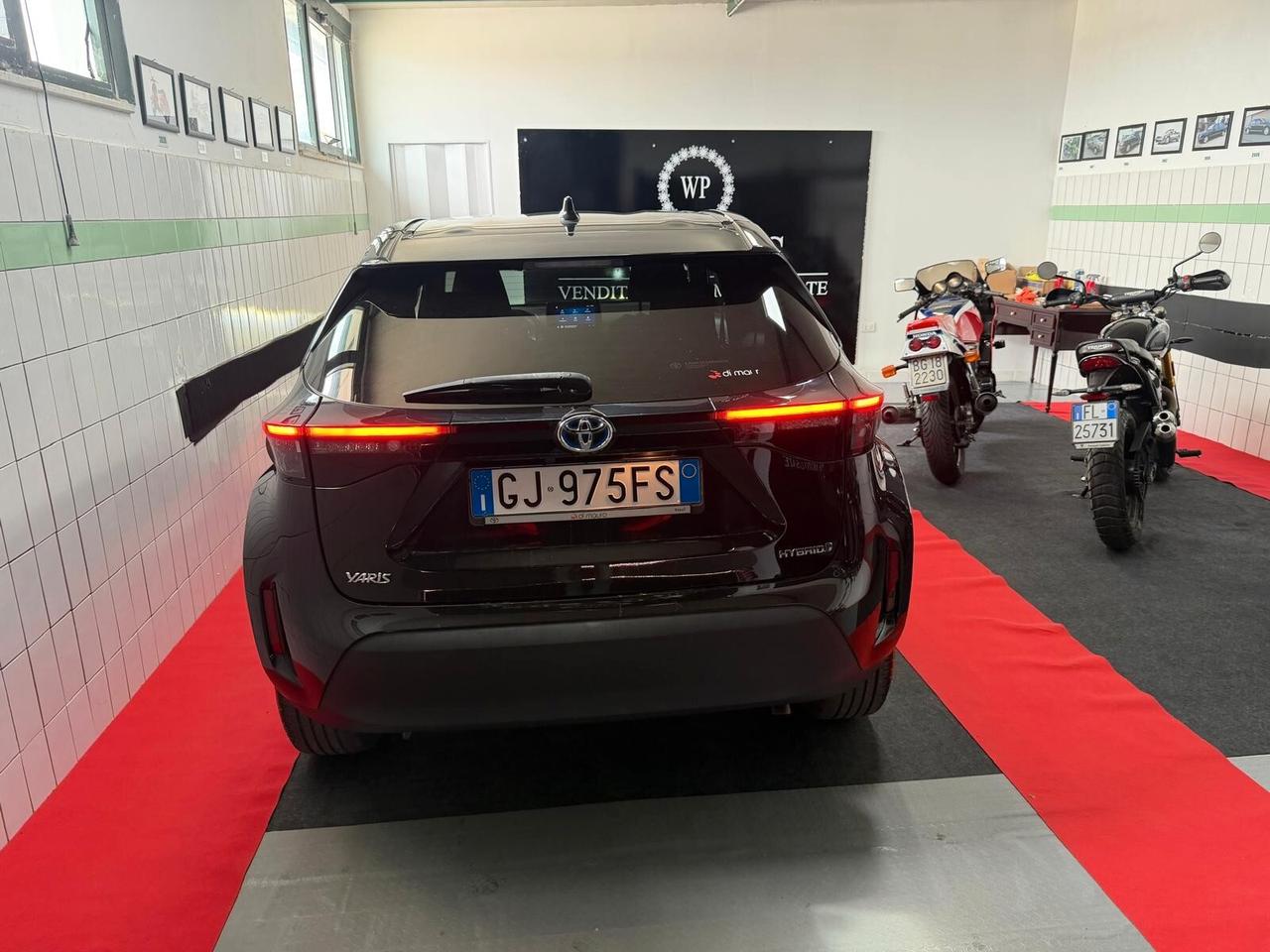 Toyota Yaris Cross 1.5 Hybrid 5p. E-CVT AWD-i Trend