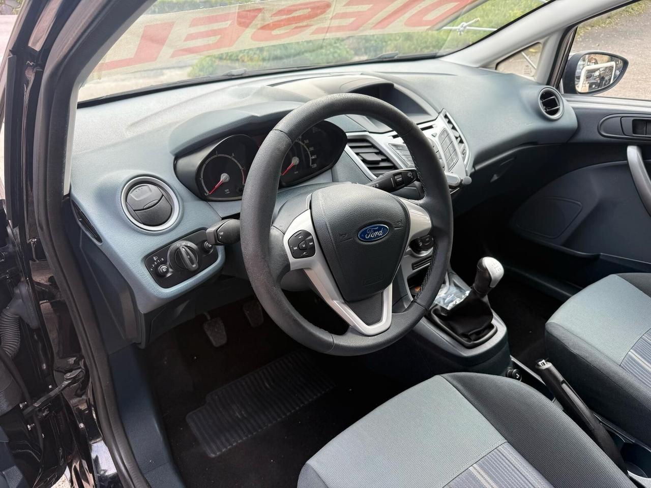Ford Fiesta 1.4 TDCi 68CV 3 porte Titanium