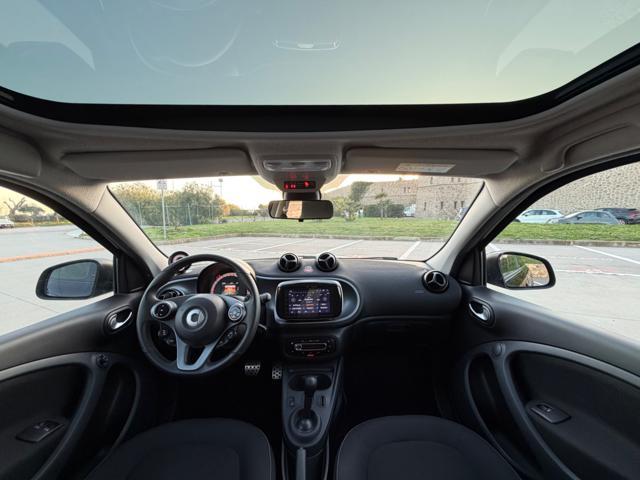 SMART ForFour 90 0.9 TURBO TWINAMIC SUPERPASSION+RETROCAMERA