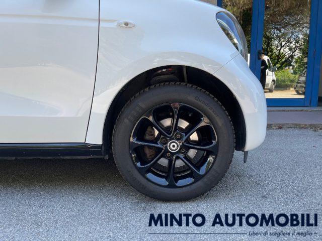 SMART ForFour 1.0 PASSION 71CV VOLANTE MULTIFUNZIONE BLUETOOTH