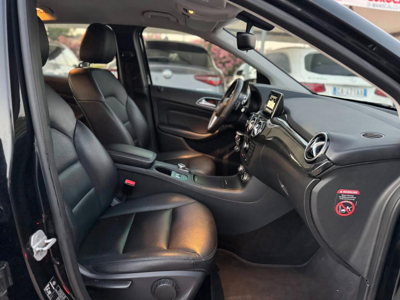MERCEDES B180d SPORT