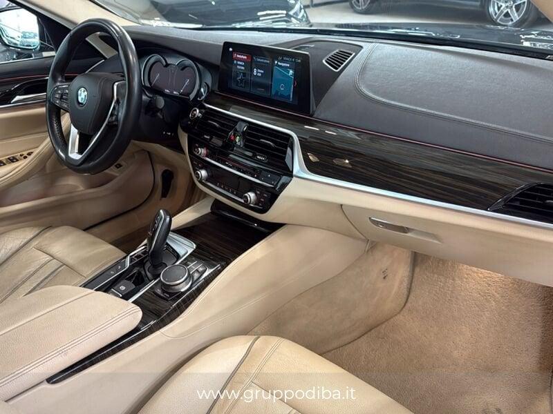 BMW Serie 5 G30 2017 Berlina Benzi 540i xdrive Luxury auto