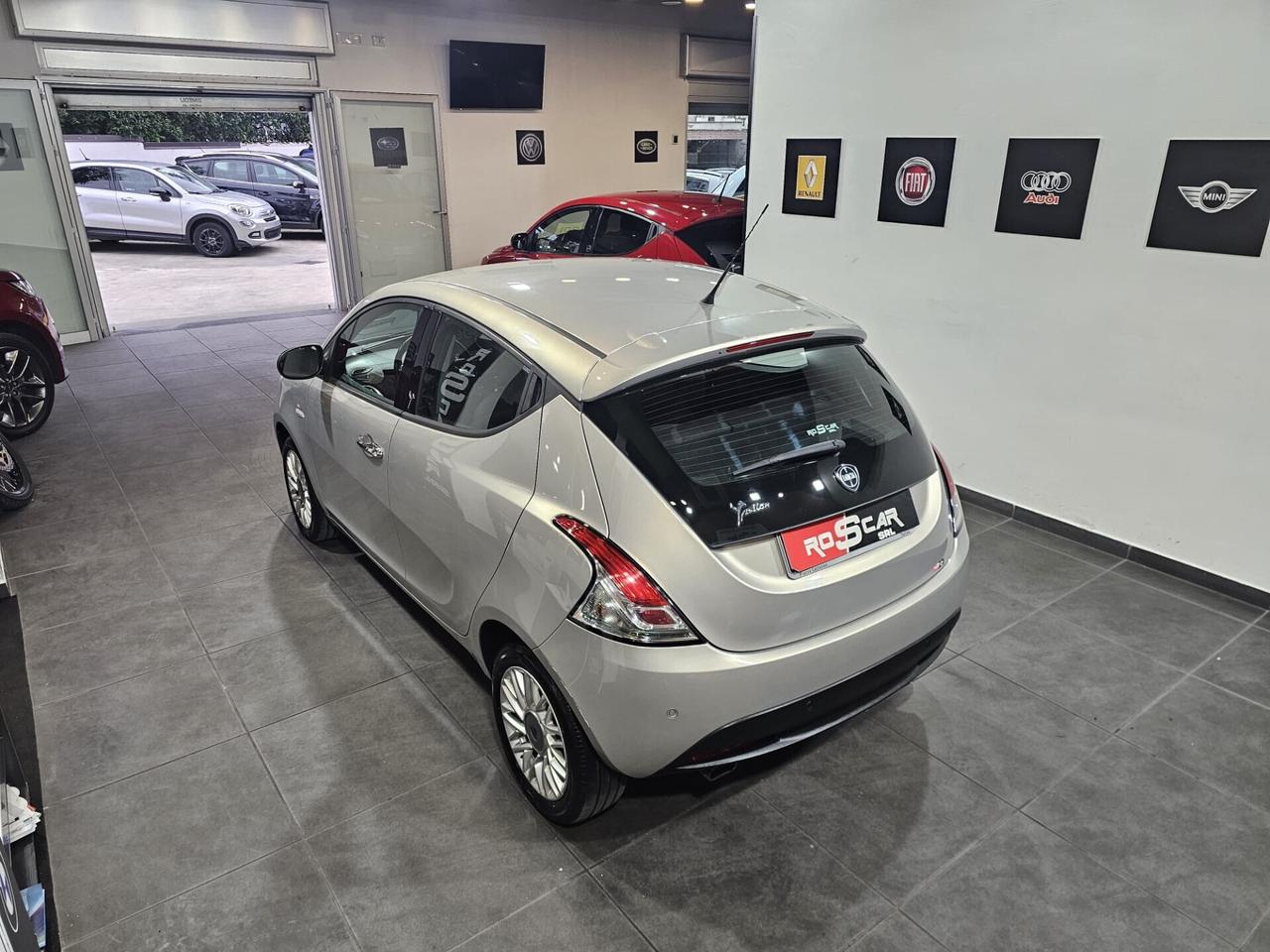 Lancia Ypsilon 1.3 MJT 16V 95 CV 5 porte Gold