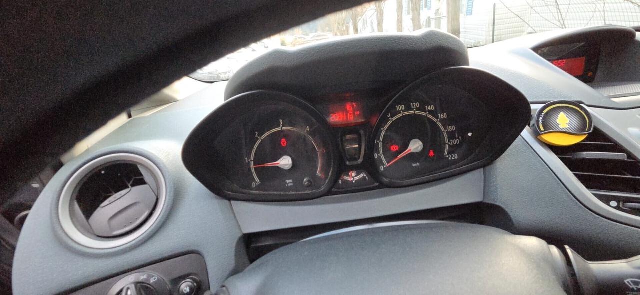 Ford Fiesta 1.4 TDCi 5p. Titanium