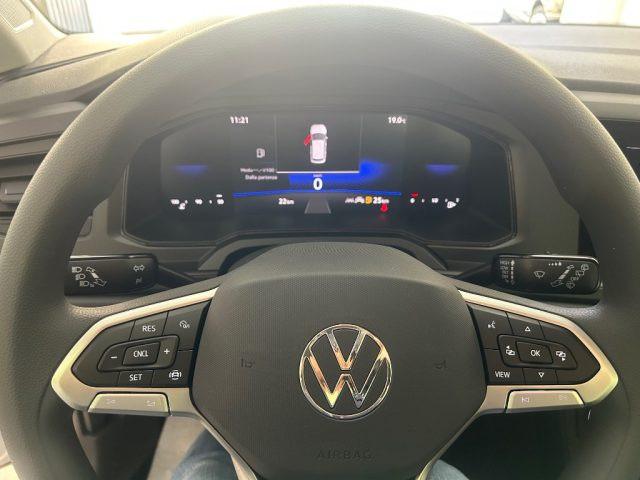 VOLKSWAGEN Polo 1.0 Young 80cv