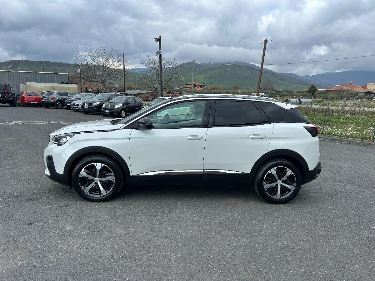 PEUGEOT - 3008 - BlueHDi 120 S&S Allure