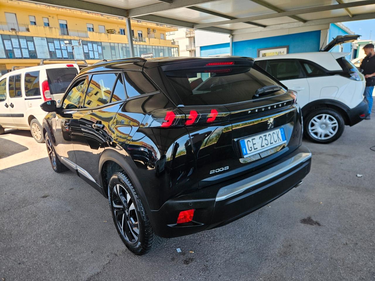 Peugeot 2008 BlueHDi 110 S&S Allure