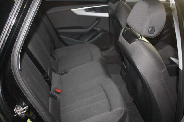 AUDI A4 35 TDi S tronic Business Avant