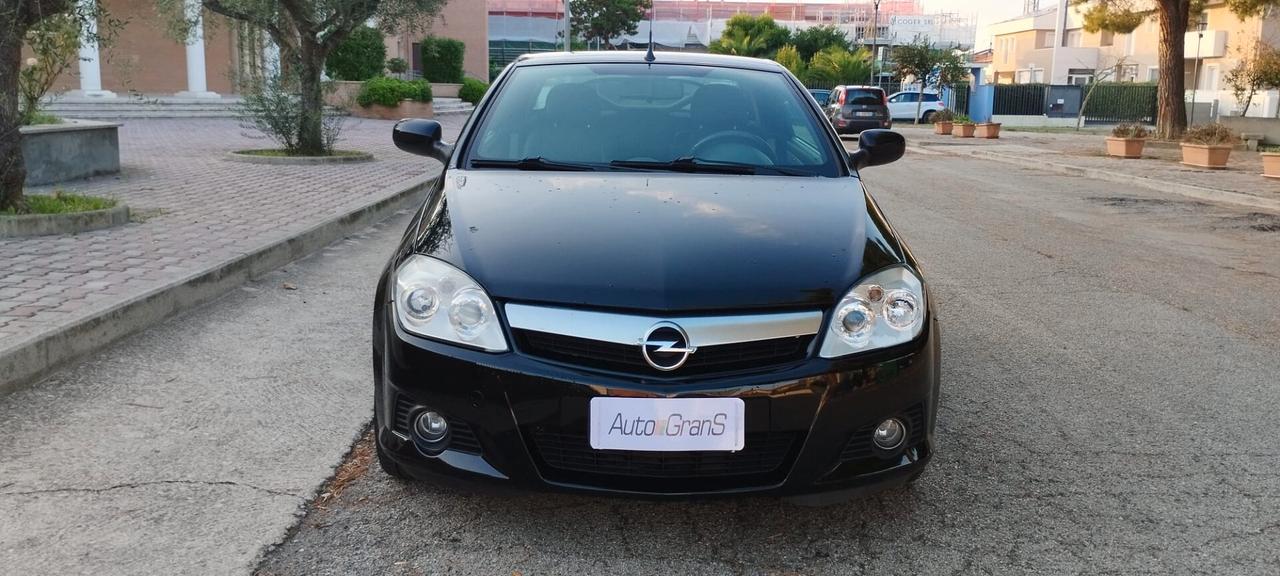 Opel Tigra TwinTop 1.4 16V Sport