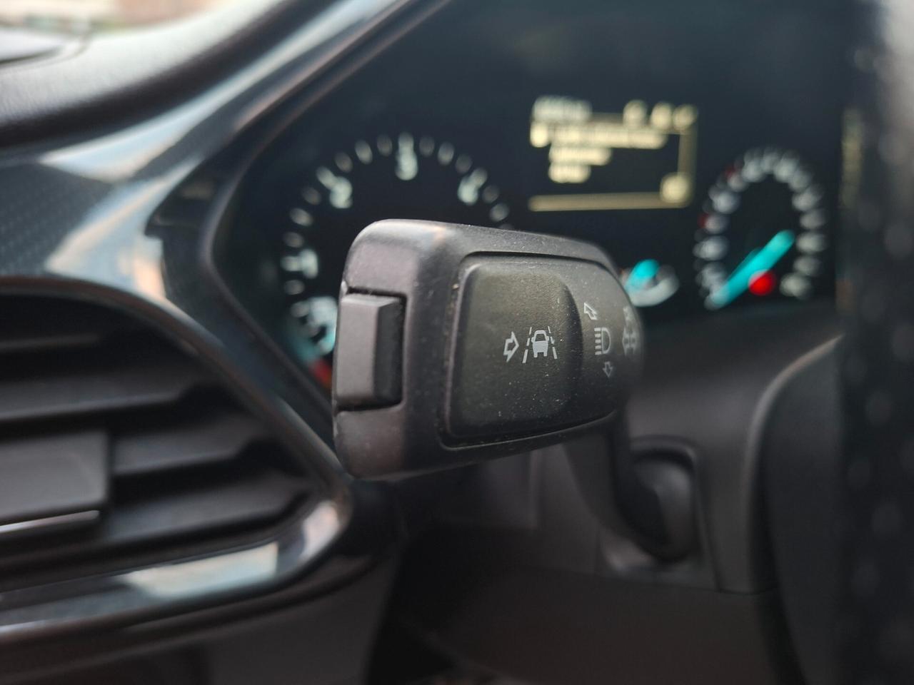 Ford Fiesta 1.5 TDCI ST-line *120CV*