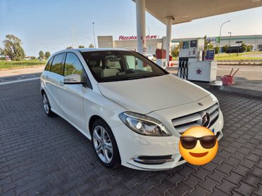 Mercedes-benz B 180 d Premium