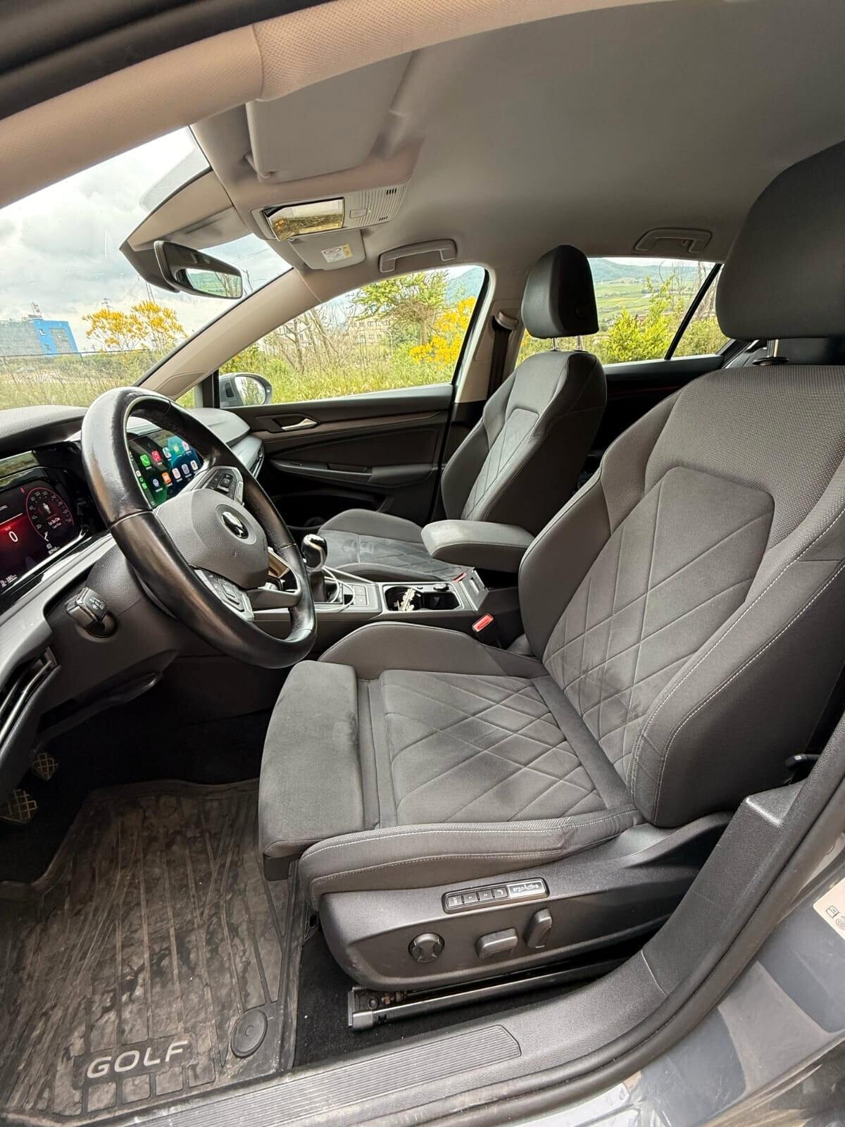 Volkswagen Golf 1.5 eTSI 130 CV EVO ACT DSG Life