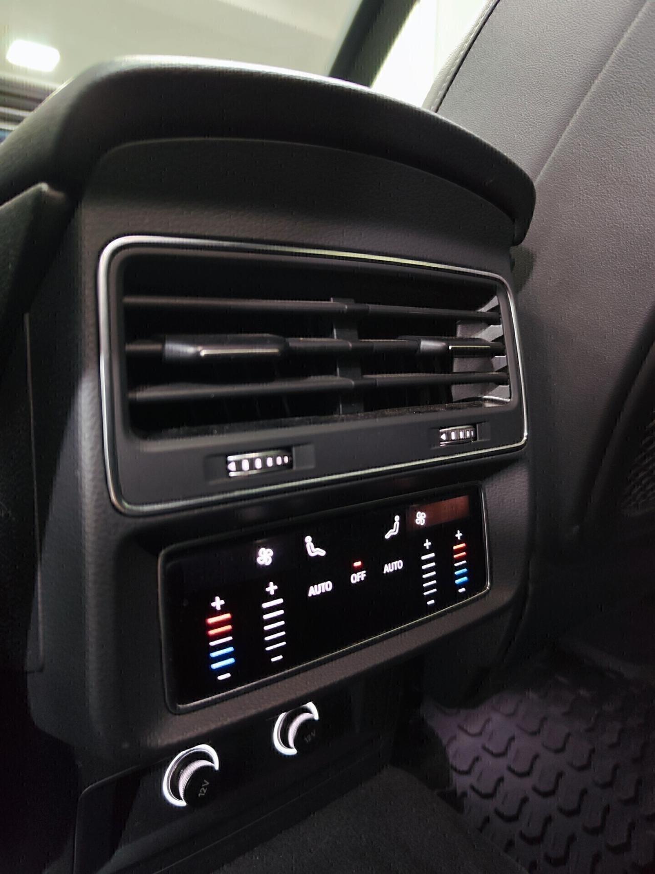 Audi Q8 50 TDI 286 CV quattro tiptronic S Line Tetto Matrix Night