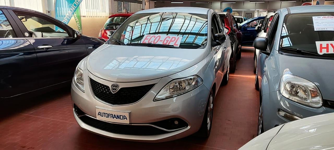 Lancia Ypsilon 1.2 69 CV 5 porte GPL Ecochic Gold
