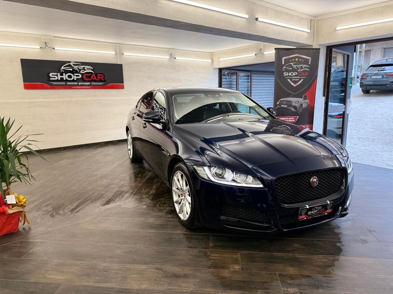 Jaguar XF 2.0 D 240 CV aut. Prestige