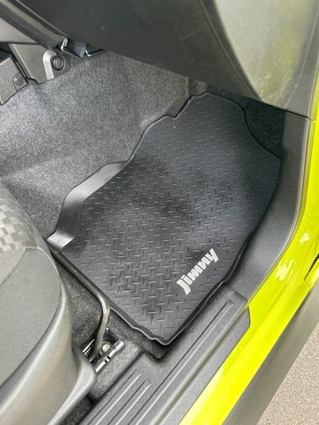 SUZUKI Jimny 1.5 5MT Top 4 POSTI UNICO PROPRIETARIO in arrivo