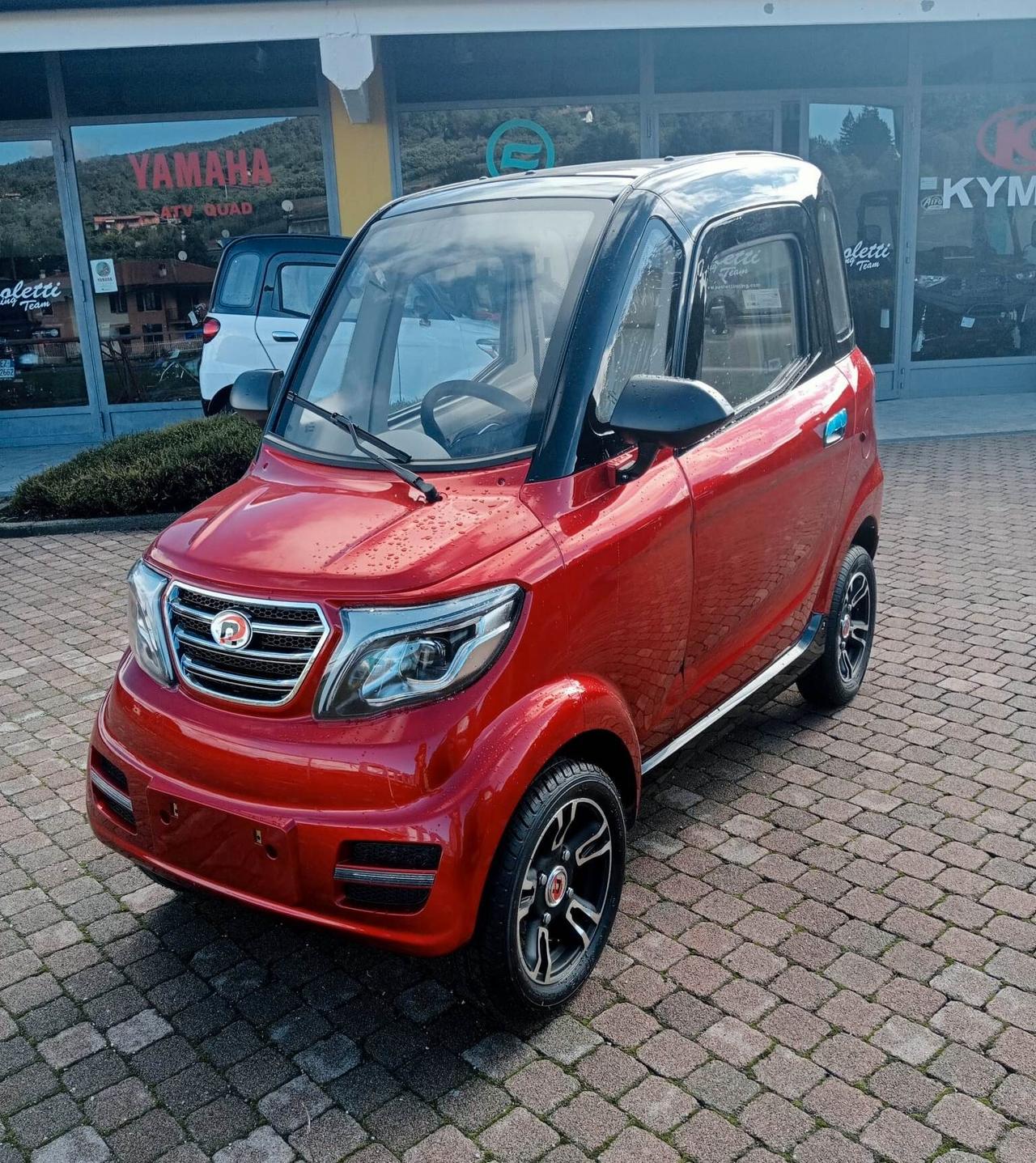 FREEDOM VITALE UFO ECOBIKE SENZA PATENTE MINI AUTO