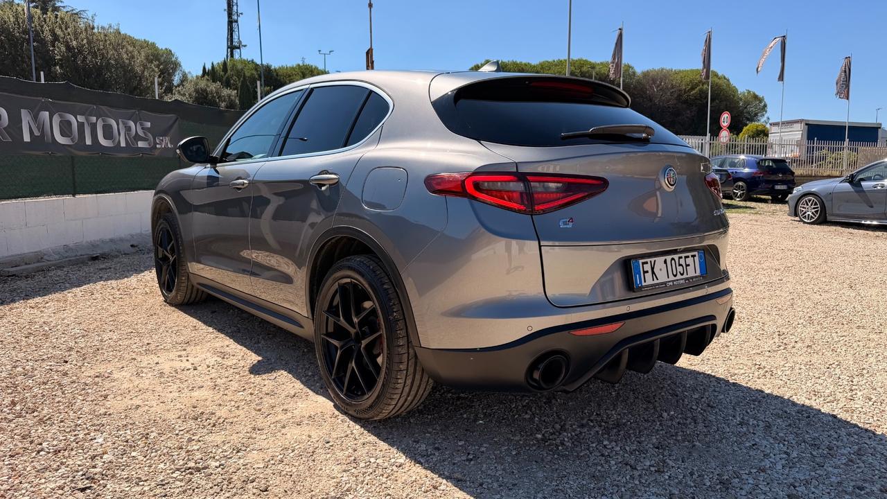 Alfa Romeo Stelvio 2.0 Turbo 280 CV AT8 Q4 First Edition