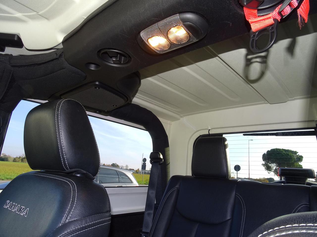 Jeep Wrangler 2.8 CRD DPF Sahara 4x4 automatic