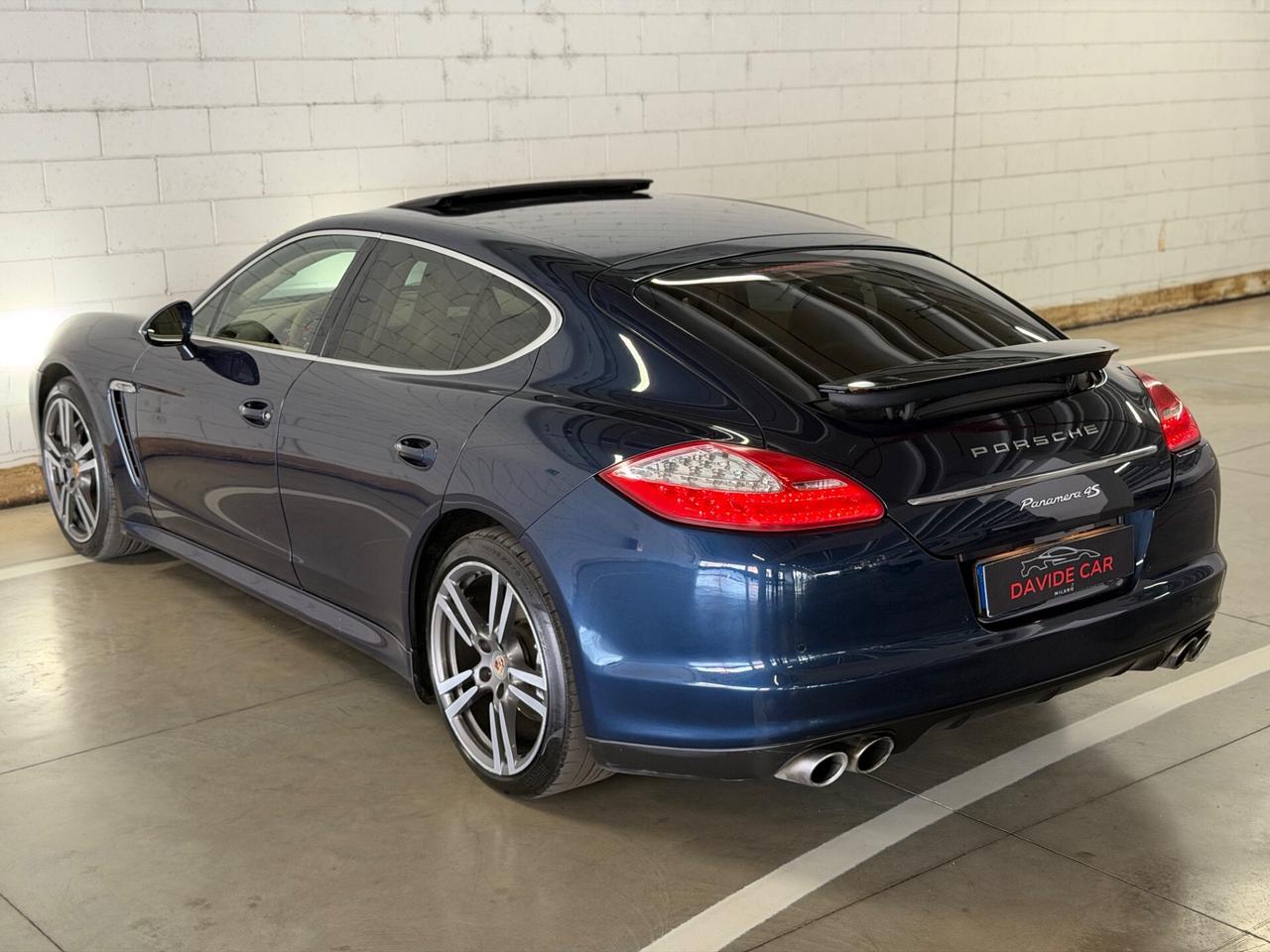 Porsche Panamera 4.8 4S