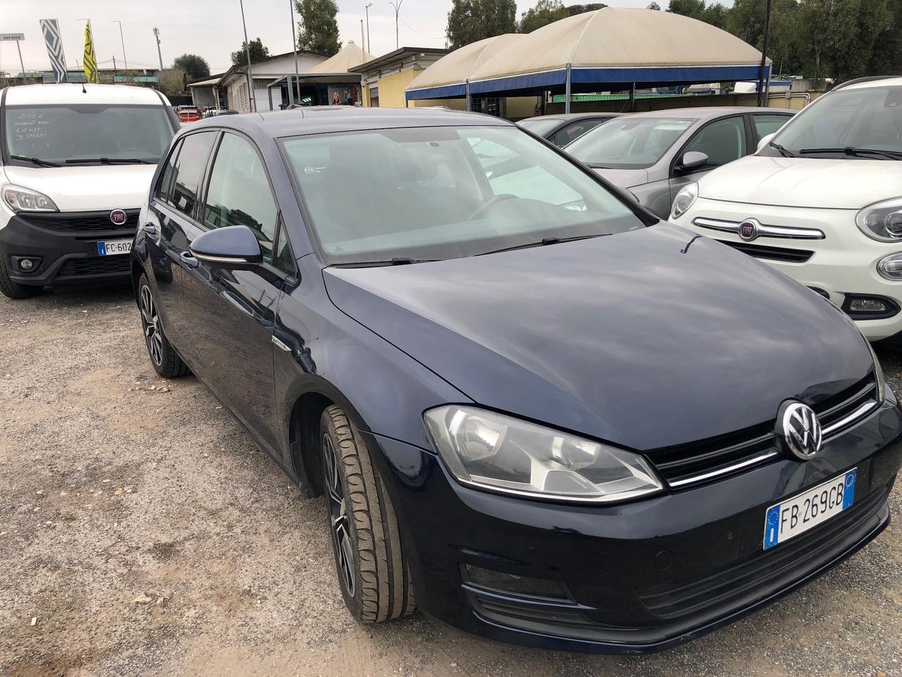 Volkswagen Golf 2.0 TDI 5p. Highline BlueMotion garanzia 12 mesi