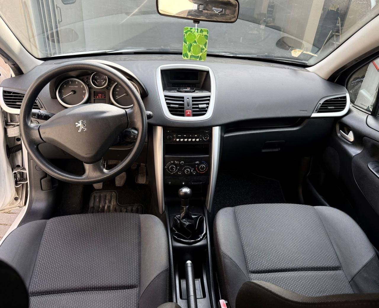 Peugeot 207 1.4 8V 75CV 5p. Energie ECO GPL